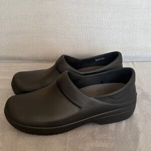 CROCS Neria Pro II Women's 10 Black Work Clogs Nurse Comfort Shoes Healthcare